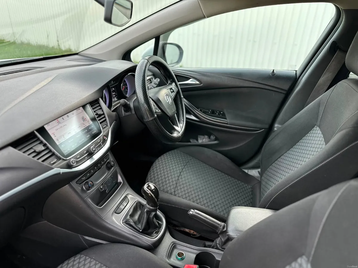 Vauxhall Astra 2017 NCT 01/27 Tax 09/26 - Image 5