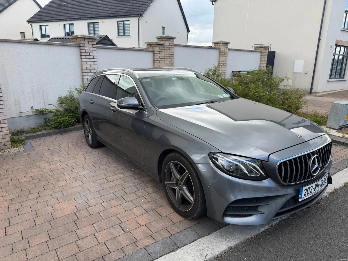 2020 Mercedes E300de AMG Line Estate PHEV - Image 4