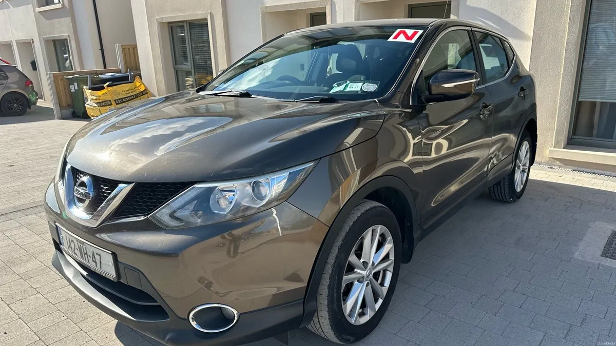 Nissan Qashqai 2014 Automatic - Image 2