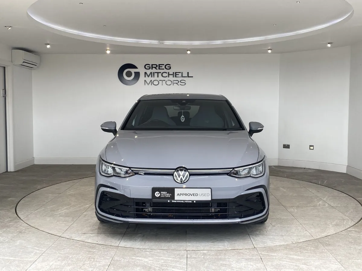 Volkswagen Golf 2022 - Image 2
