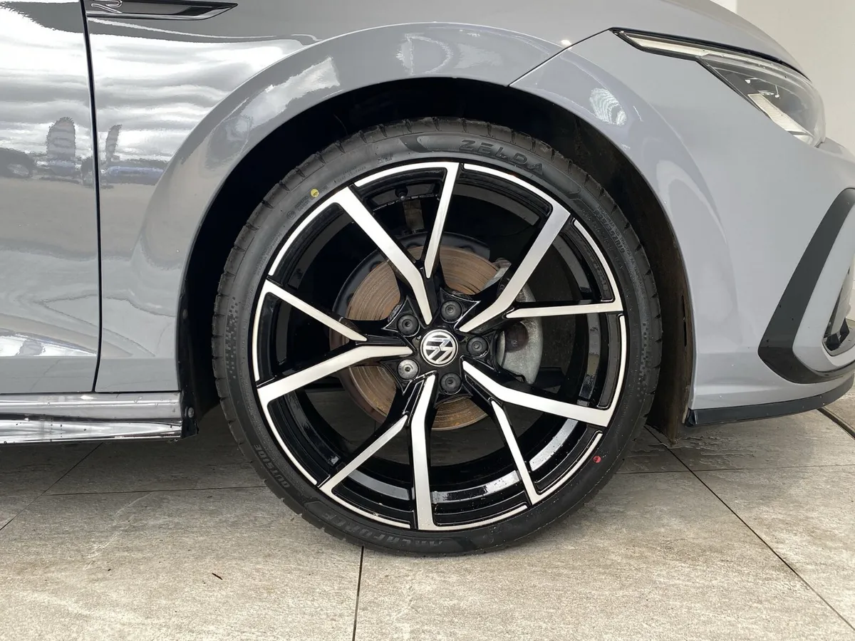 Volkswagen Golf 2022 - Image 4