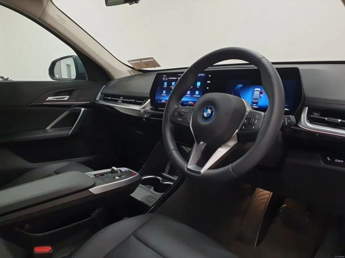 BMW iX1 iX1 eDrive20 xLine - Image 6