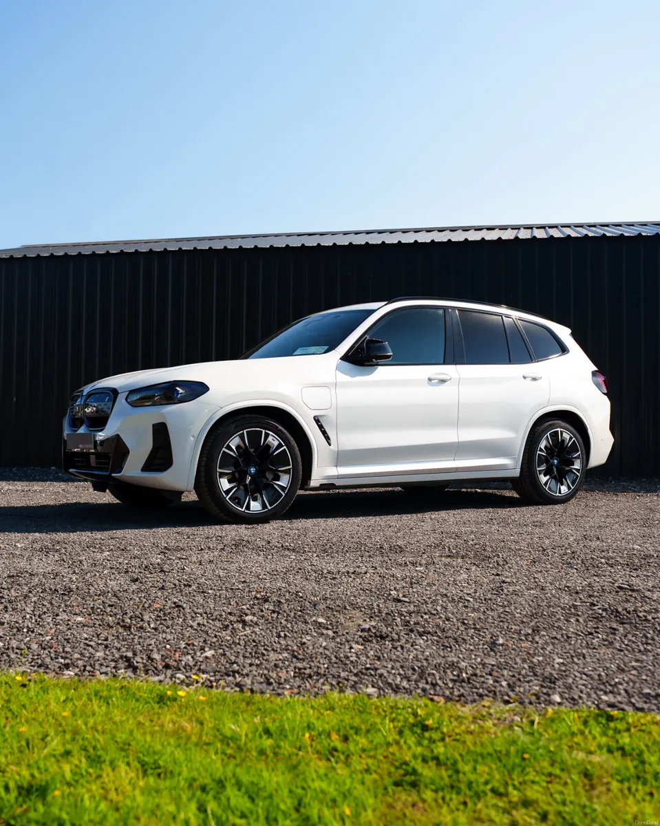 BMW iX3 M Sport Pro - Image 6