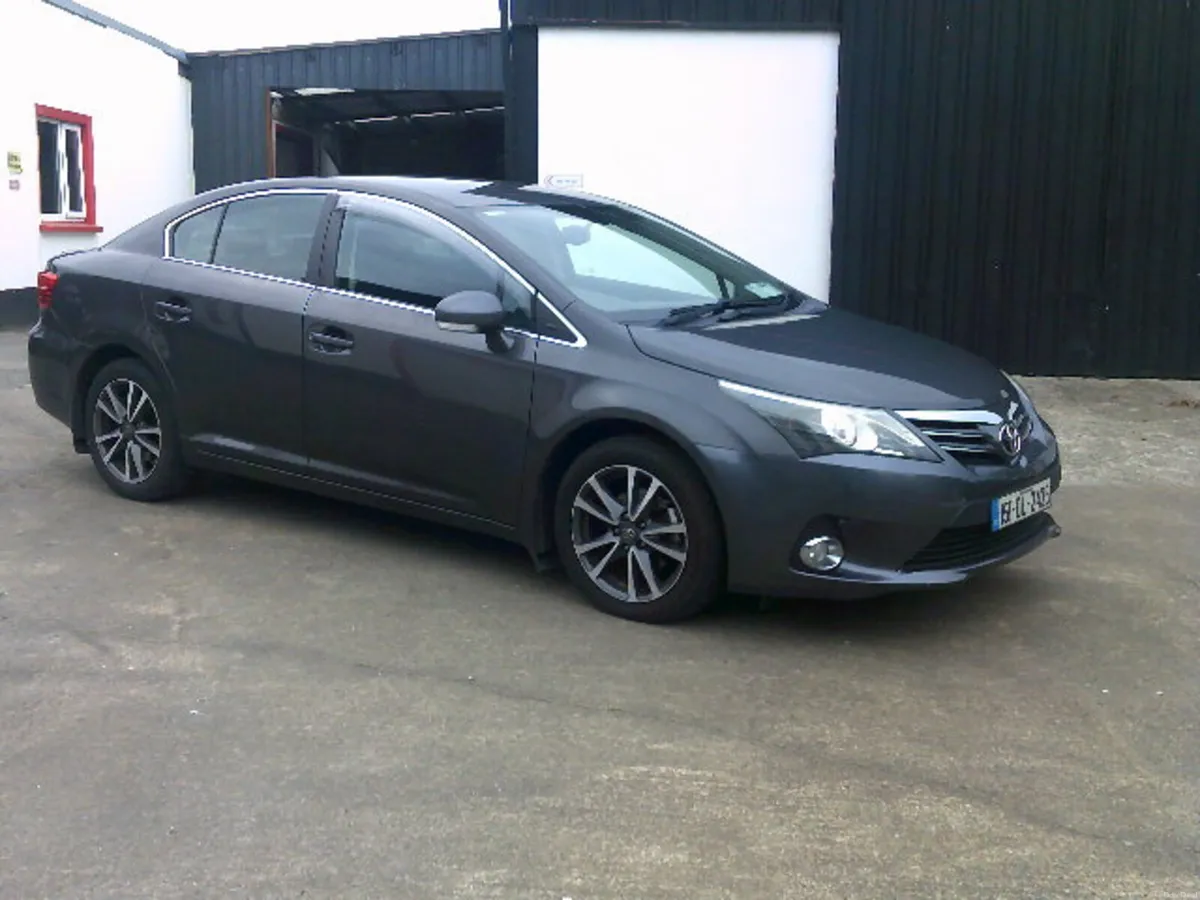 Toyota Avensis 2015 - Image 1