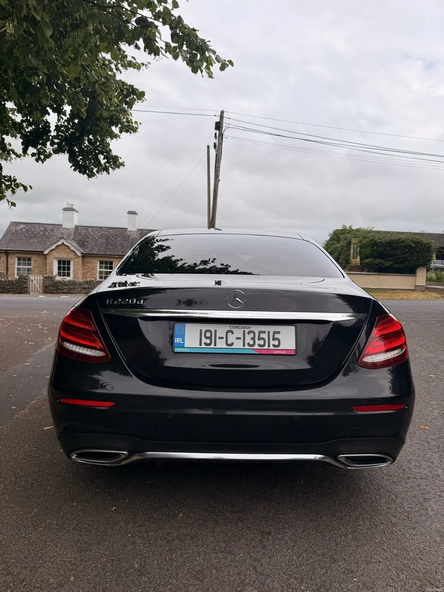 2019 Mercedes Benz E220 High Spec - Image 5