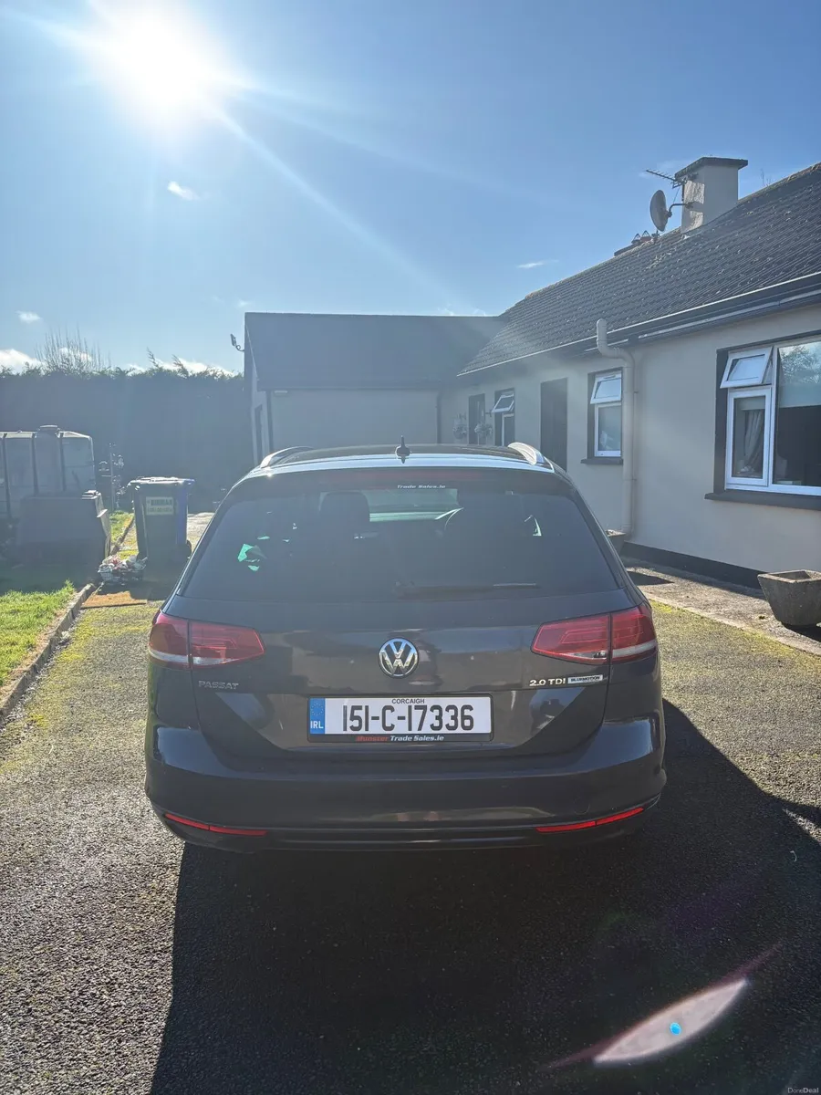 Volkswagen Passat 2015 - Image 3