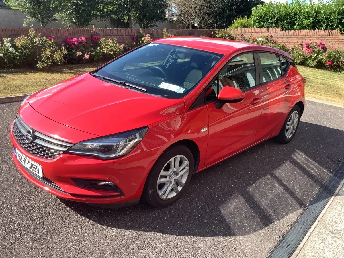 Opel Astra 2018 - Image 4
