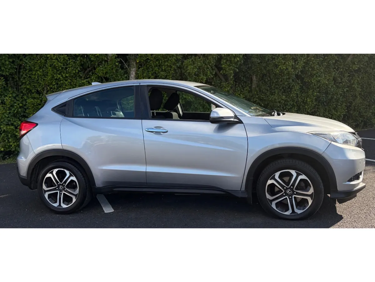 Honda HR-V 1.6 I-DTEC ES 5DR - Image 1