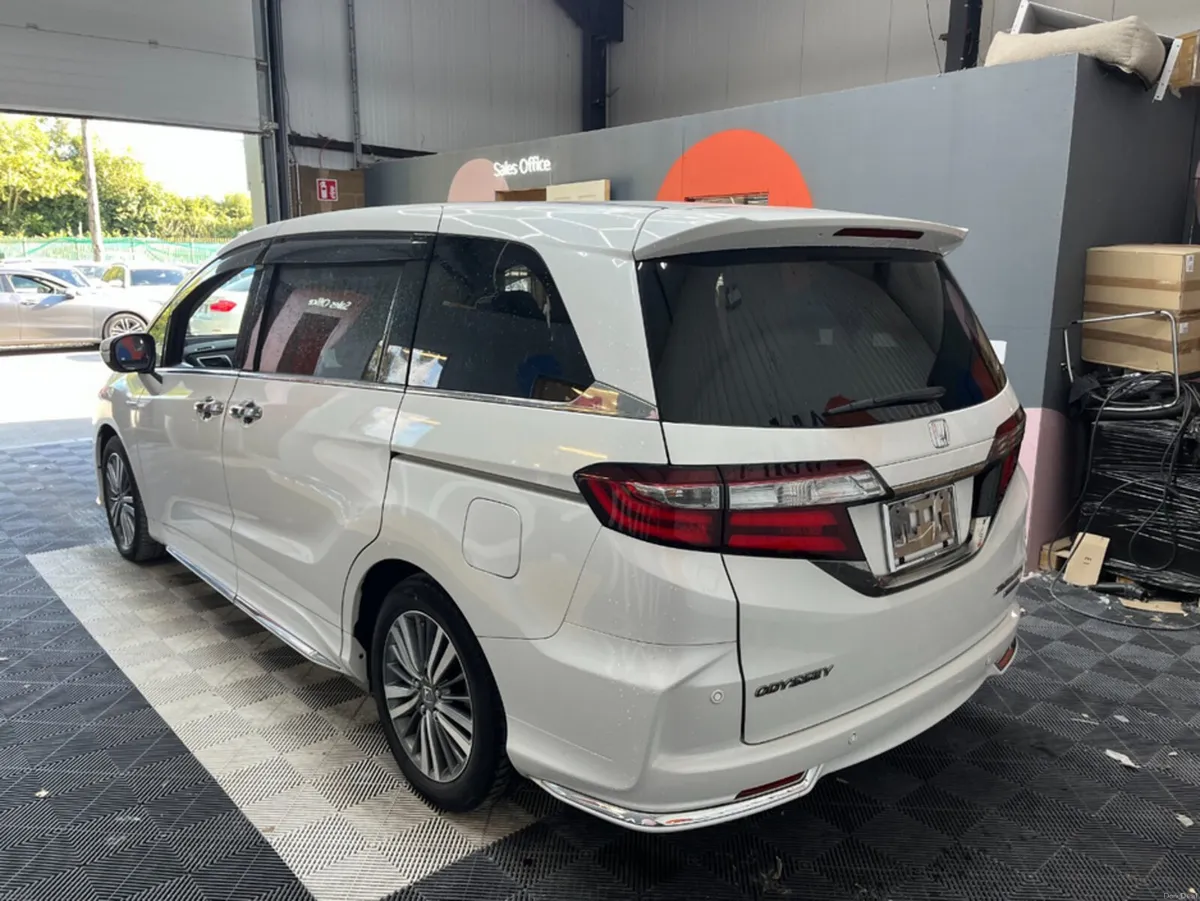 Honda Odyssey 2019 HONDA ODYSSEY HYBRID ABSOLUTE 2 - Image 3