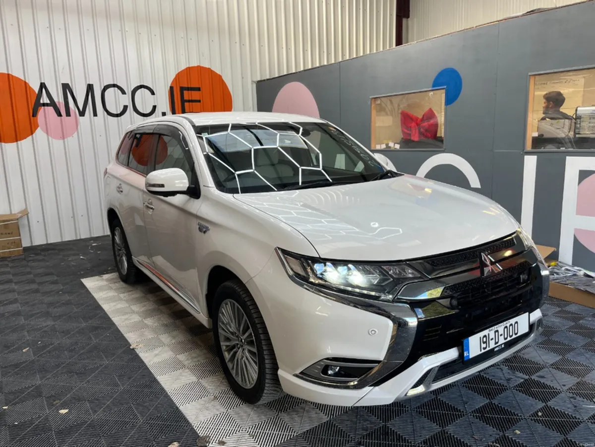 Mitsubishi Outlander 2019 MITSUBISHI OUTLANDER PHE - Image 1