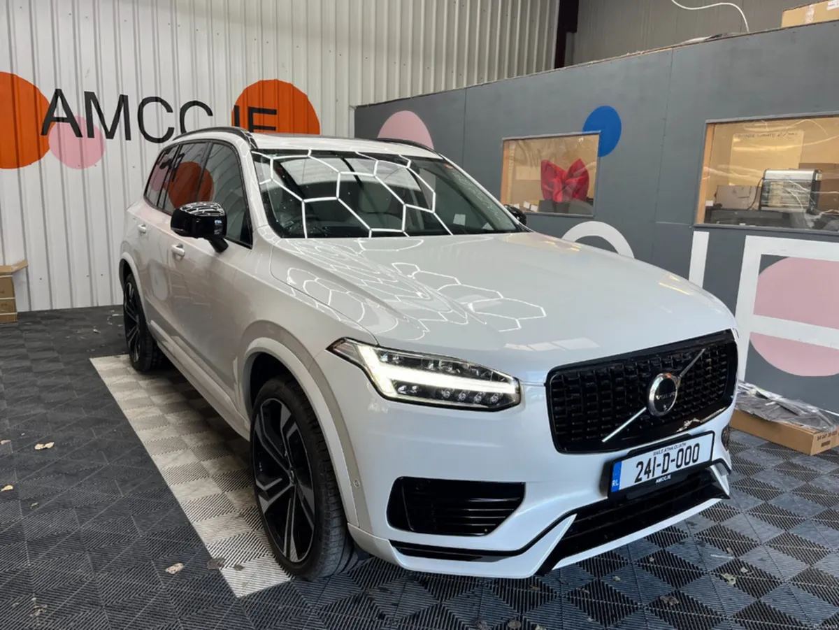 Volvo XC90 2024 VOLVO XC90 T8 PLUG-IN 2.0 AUTOMATI - Image 1