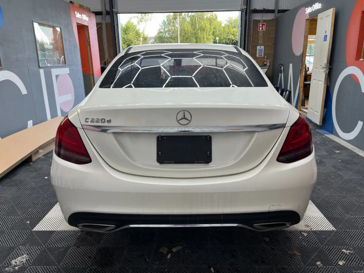Mercedes-Benz C-Class 2019 MERCEDES-BENZ C220D 2.0 - Image 3
