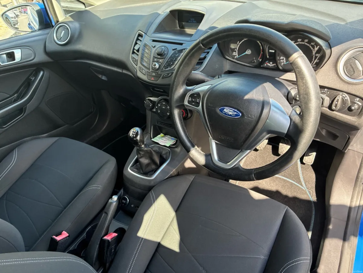 Ford Fiesta ZETEC 1.25 60PS M5 4DR MCA - Image 6