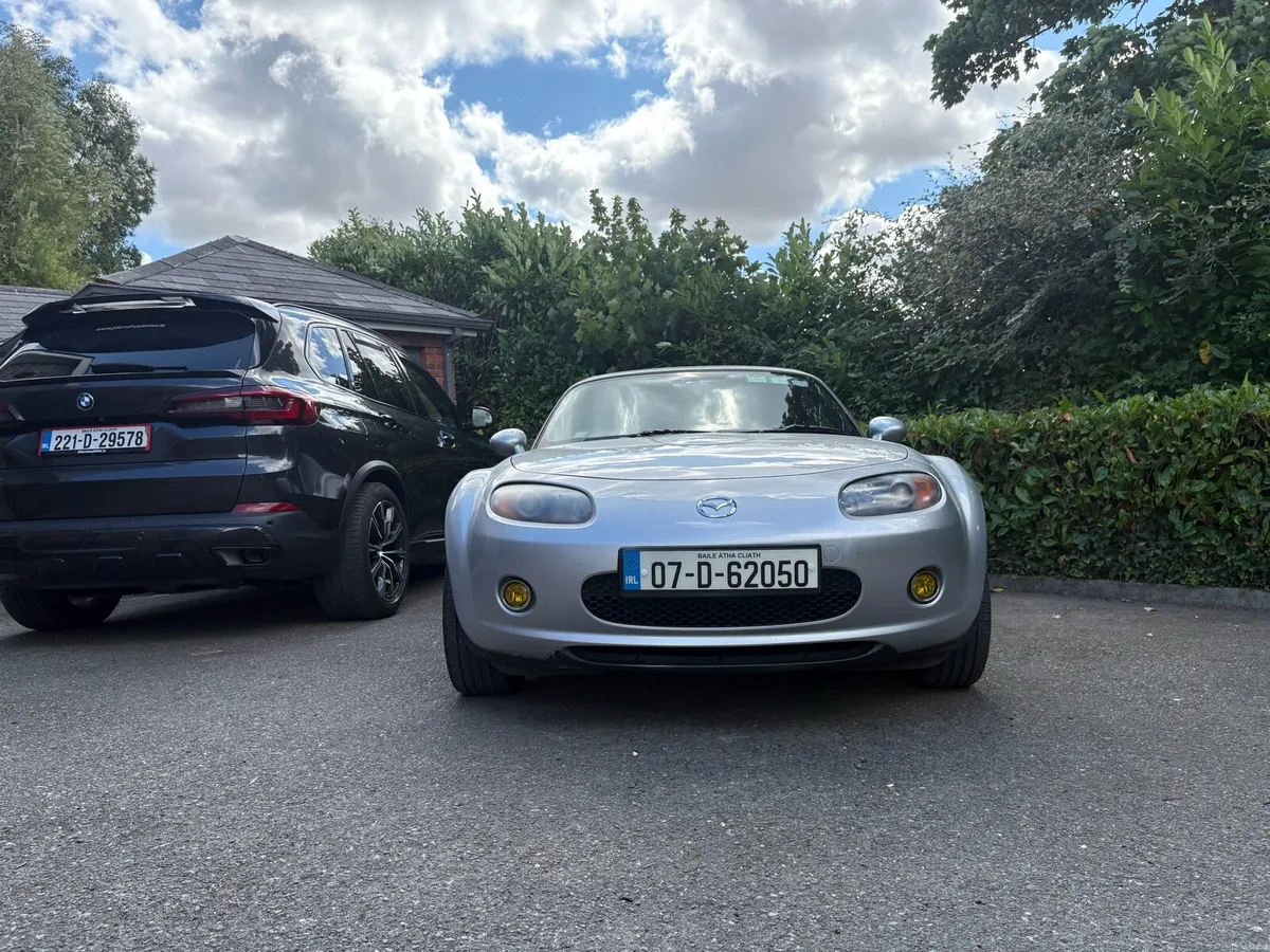 MX5 - Image 2