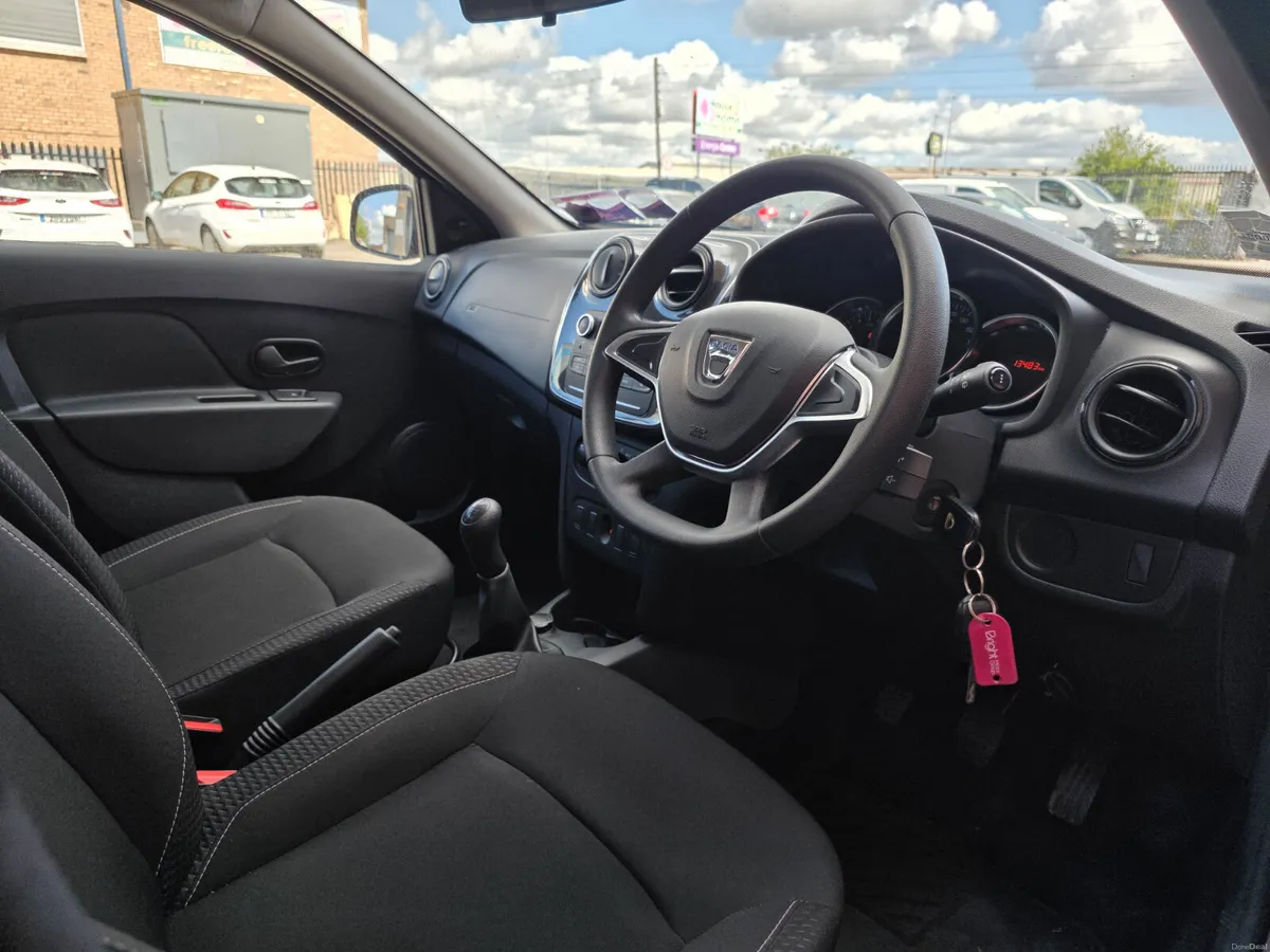 Dacia Sandero 1.0 L Petrol - Image 5