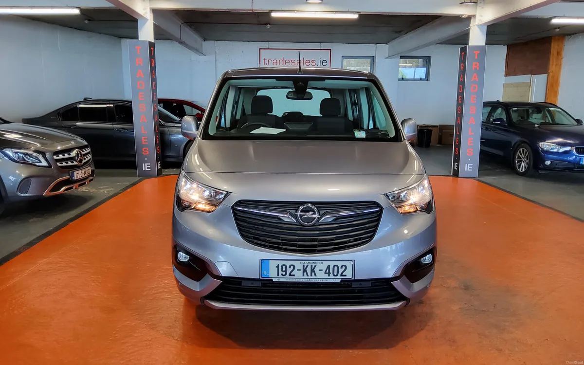 Opel Combo 2019 - Image 2
