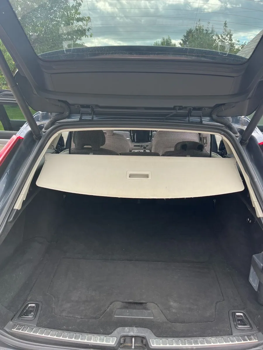 Volvo V90 2020 - Image 4