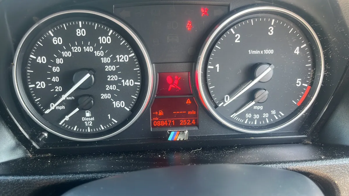 2014 Bmw x1 2.0 diesel XDRIVE AUTOMATIC - Image 6