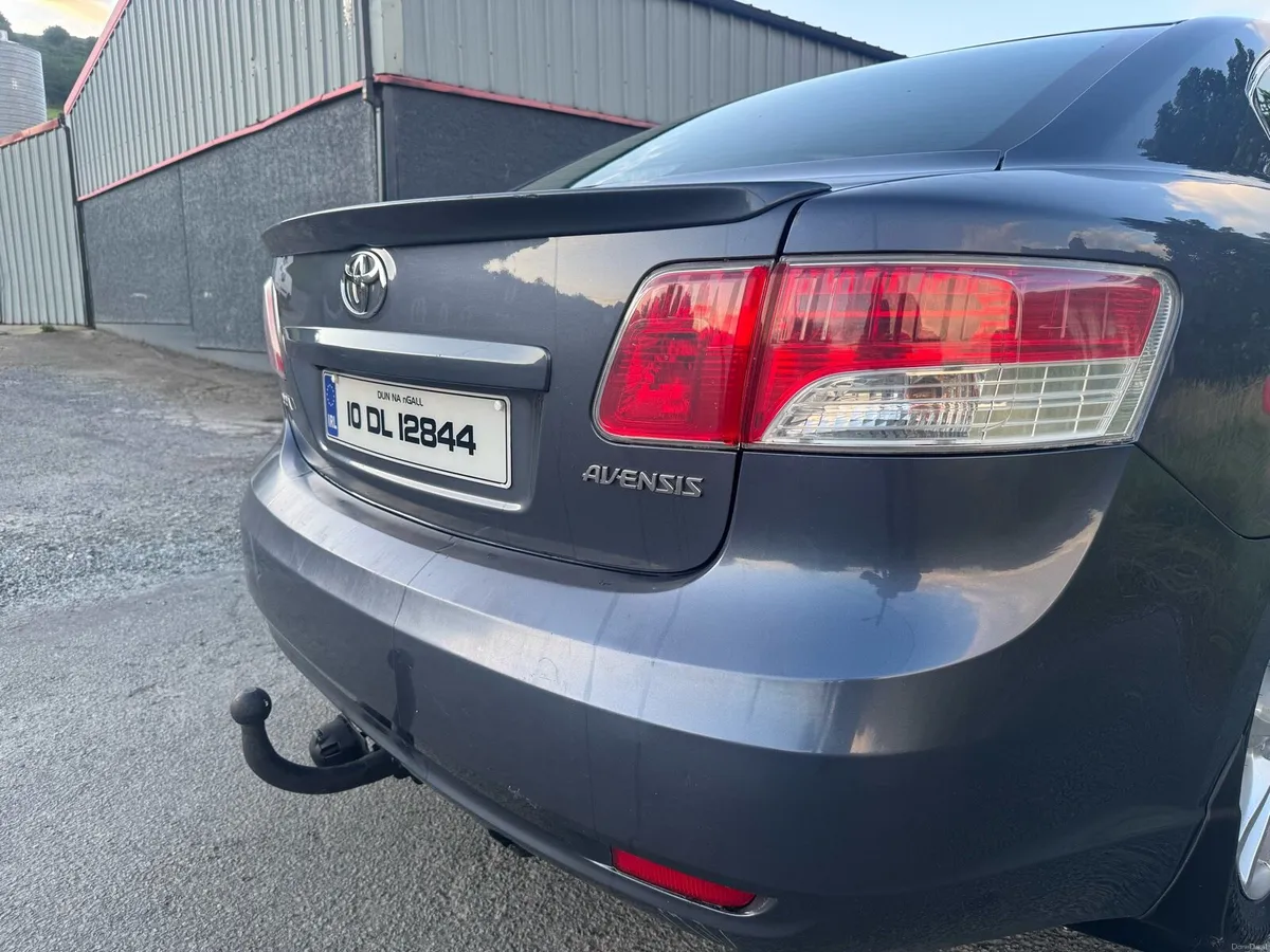 2010 Toyota Avensis - Image 4