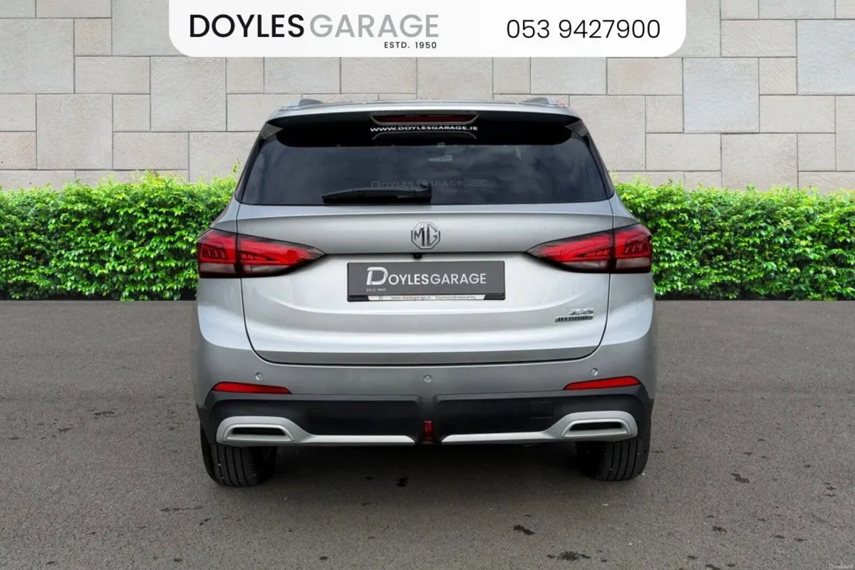 MG ZS Exclusive HEV - Image 3