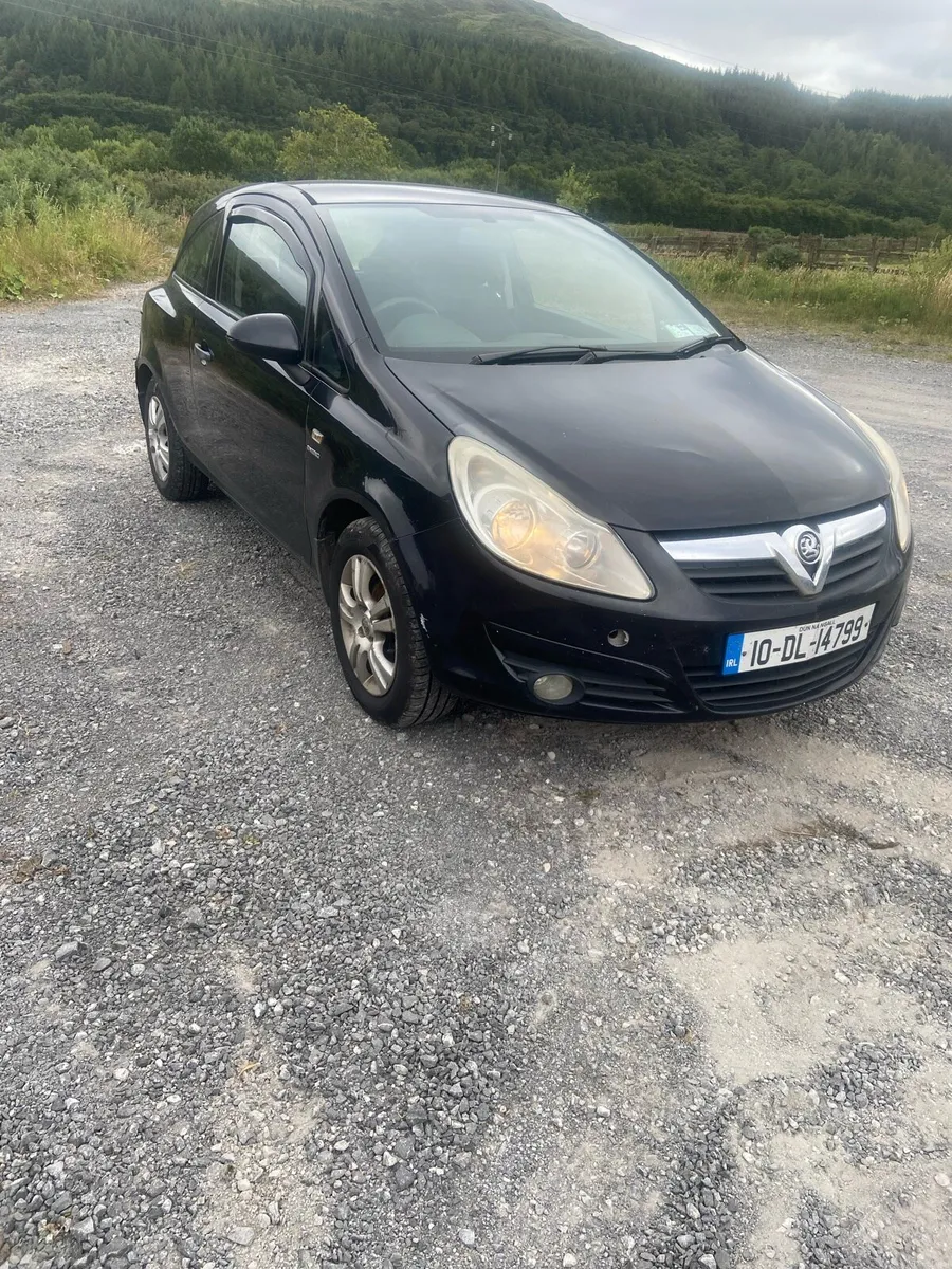 Vauxhall corsa 1.3 diesel (€180 tax) - Image 1