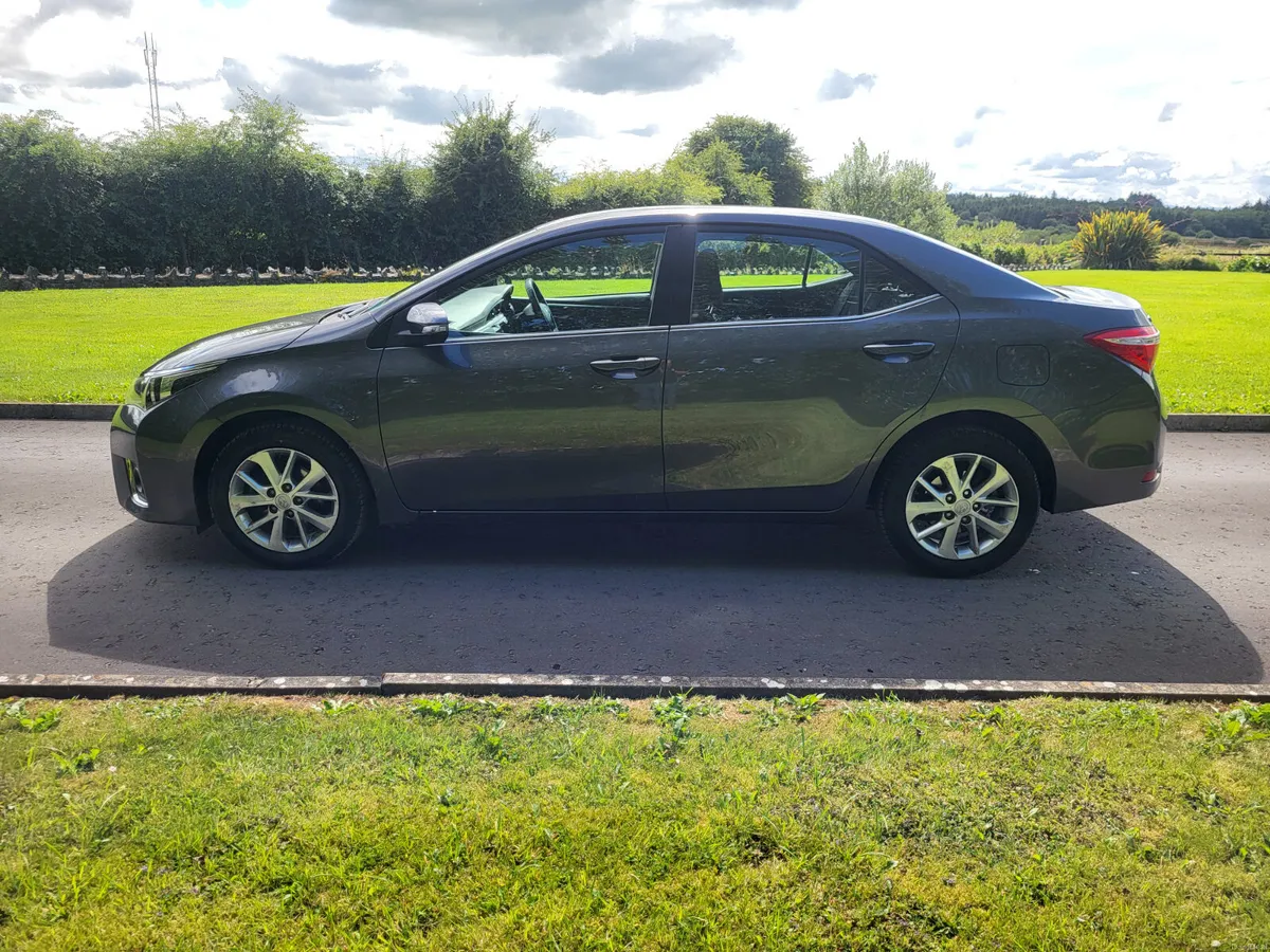 Toyota Corolla  1.3 petrol Low kms.  New NCT. - Image 5