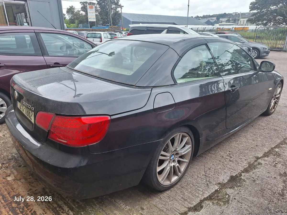 BMW 3-Series 2012 - Image 3