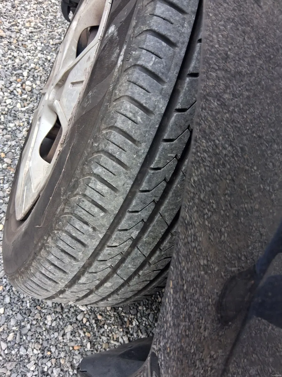 Renault Megane for sale/repair. Read add.  Nct fai - Image 4