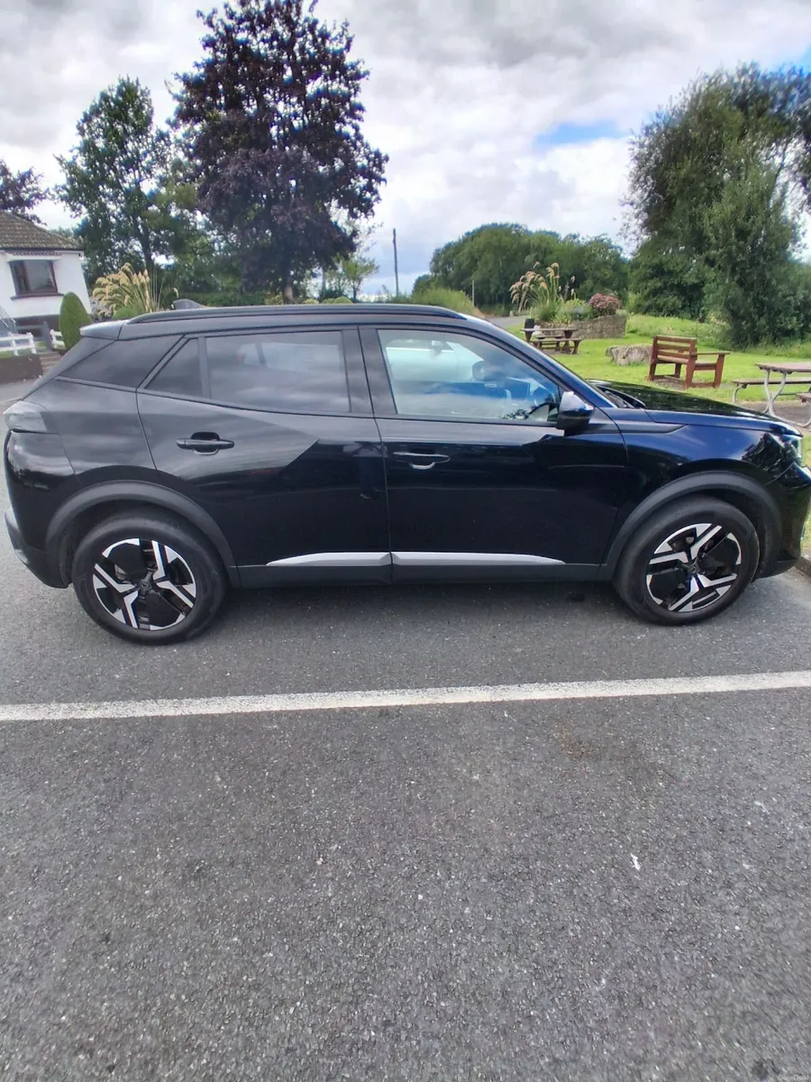 Peugeot 2008 Allure 130bhp 1.2L Petrol - Image 2