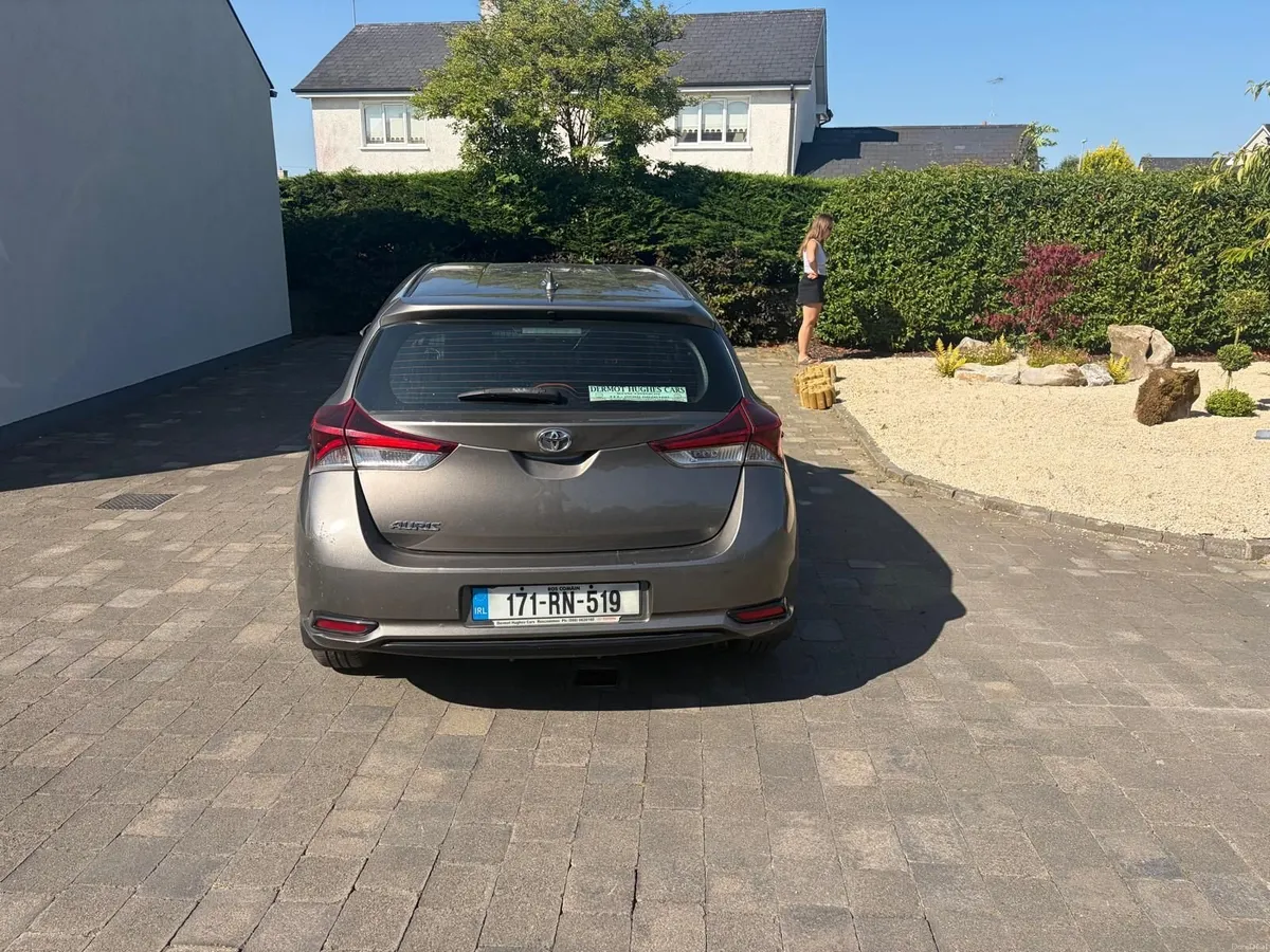 Toyota Auris 2017 - Image 6