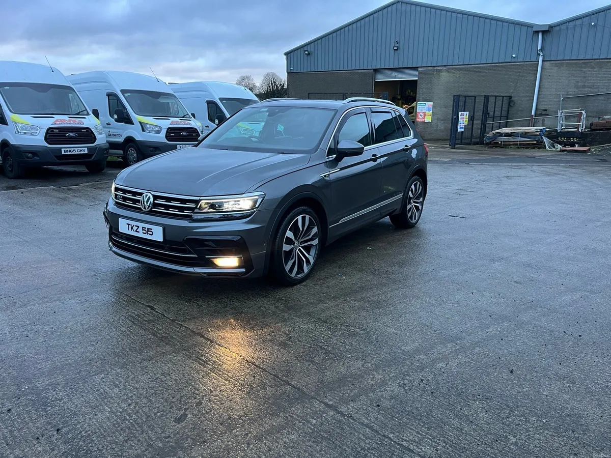 Volkswagen Tiguan R Line - Image 2