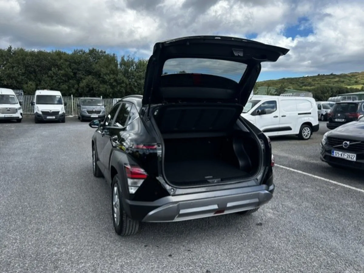 Hyundai KONA 2024 - Image 5