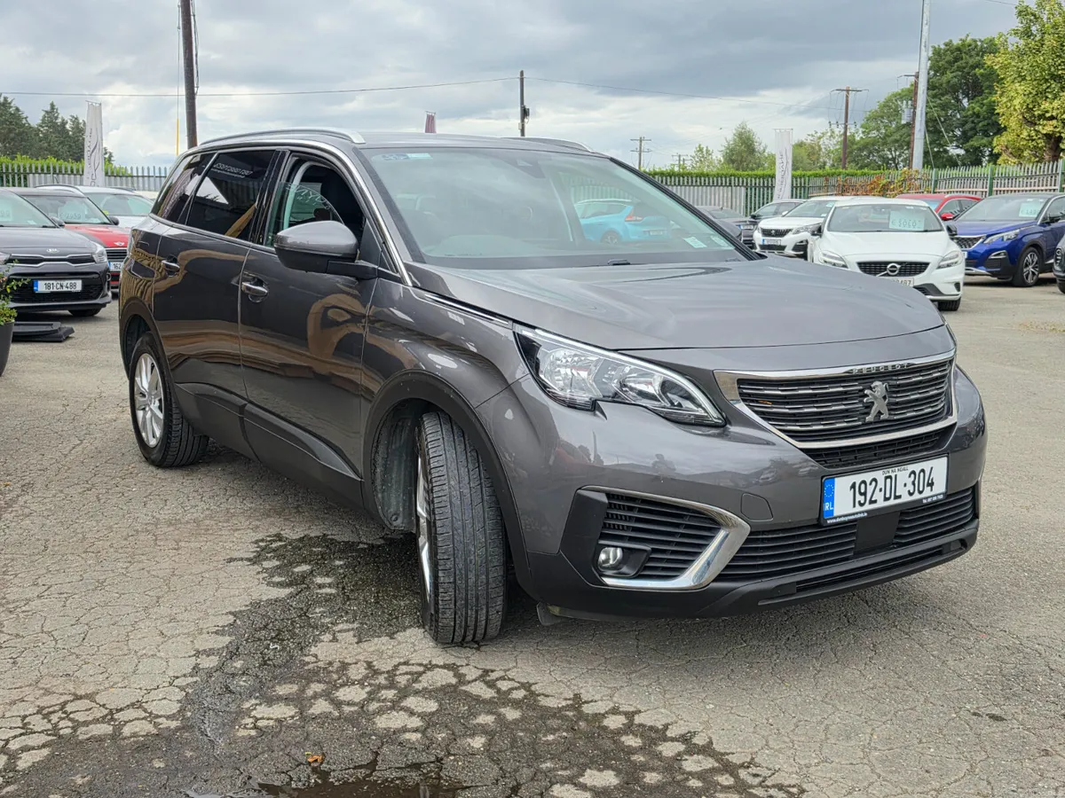 192 PEUGEOT 5008 *1.5d*AUTO* - Image 2