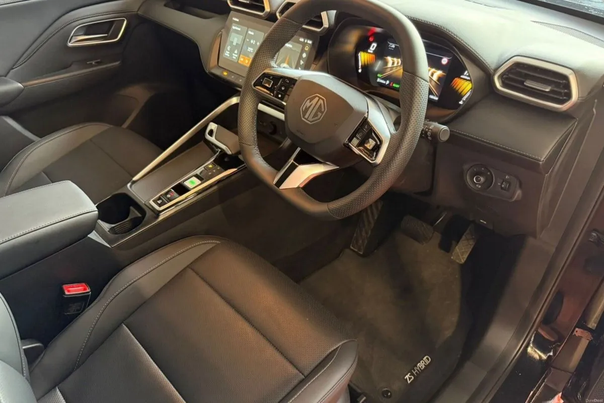 MG ZS Exclusive HEV - Image 5