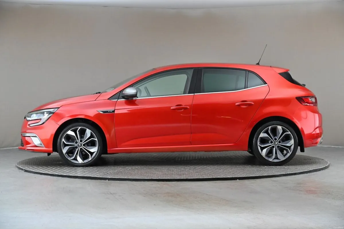 Renault Megane 1.3TCE 140BHP GPF GT LINE 6SPD - Image 5