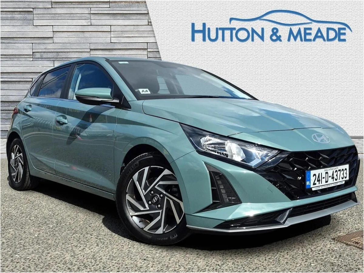 Hyundai i20 Delux Plus Auto 1.0 Petrol 5dr - Image 1