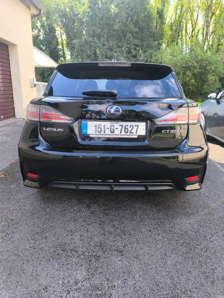 151 LEXUS  CT200 HYBRID. - Image 2