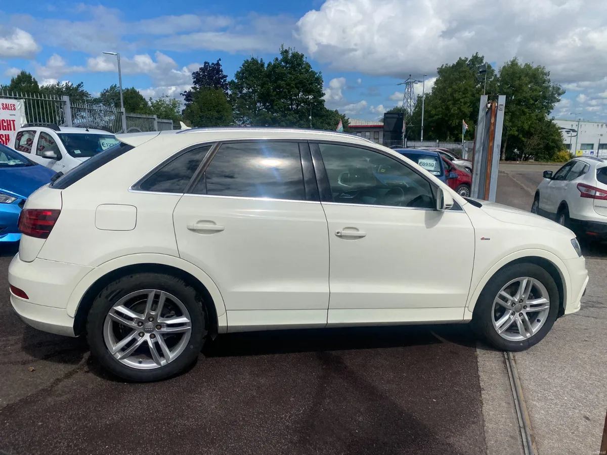 Audi Q3 2013 - Image 3