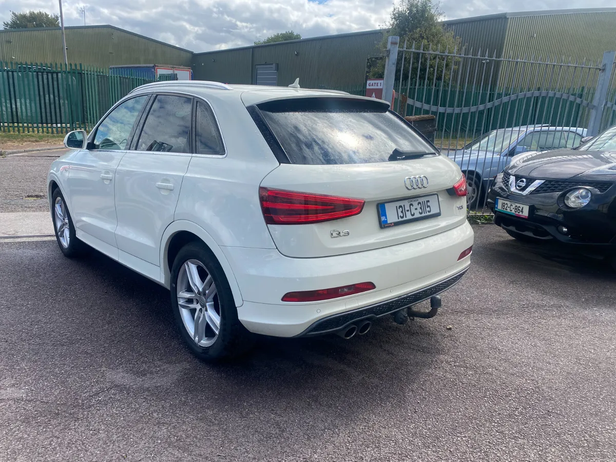 Audi Q3 2013 - Image 4