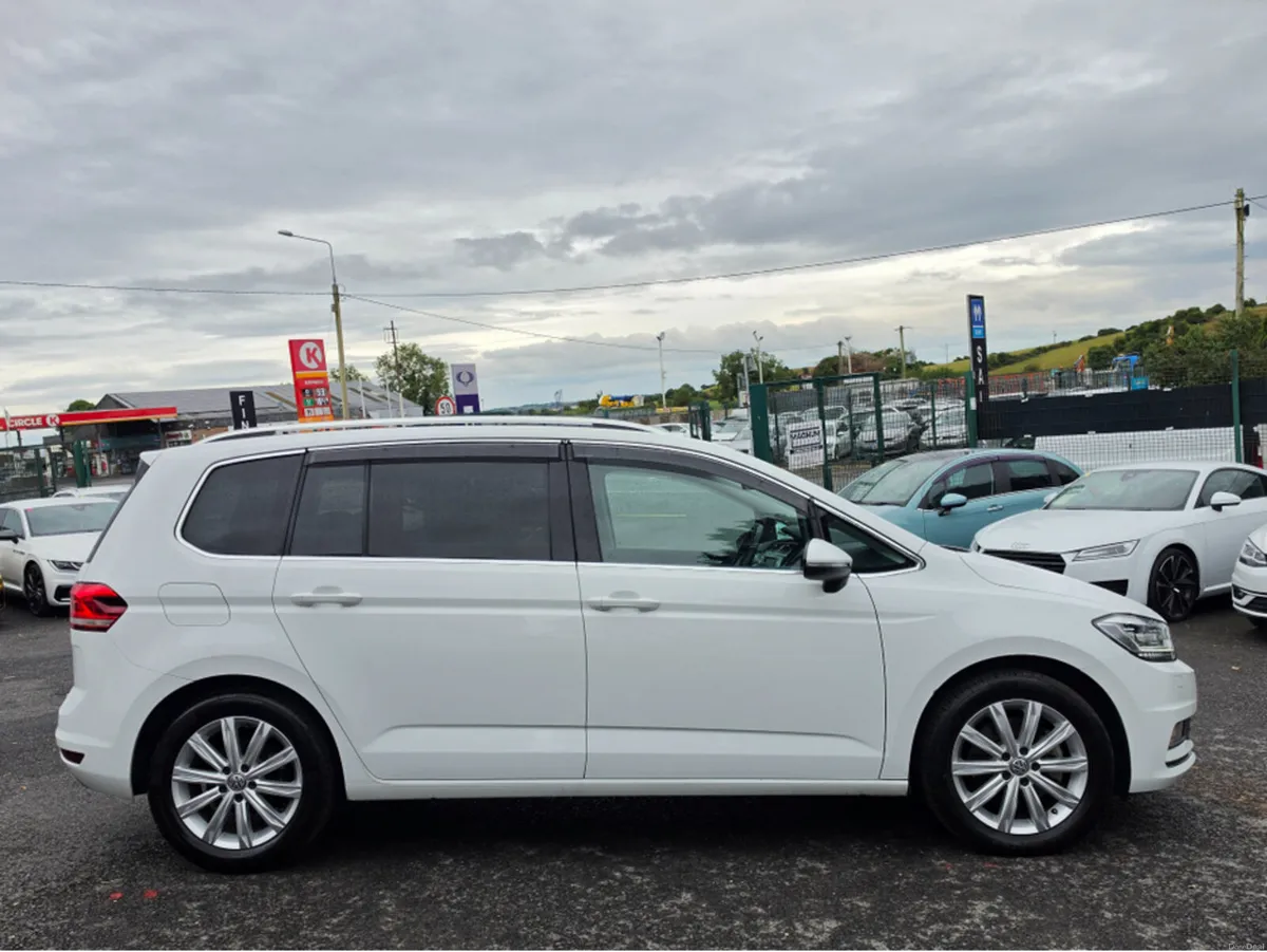 Volkswagen Touran 1.4 TSI AUTOMATIC - CARPLAY - AN - Image 3