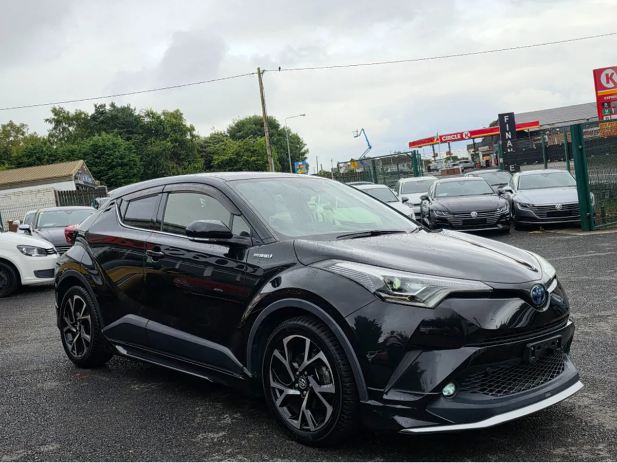 Toyota C-HR SELF CHARGING HYBRID- CARPLAY - ANDROI - Image 2