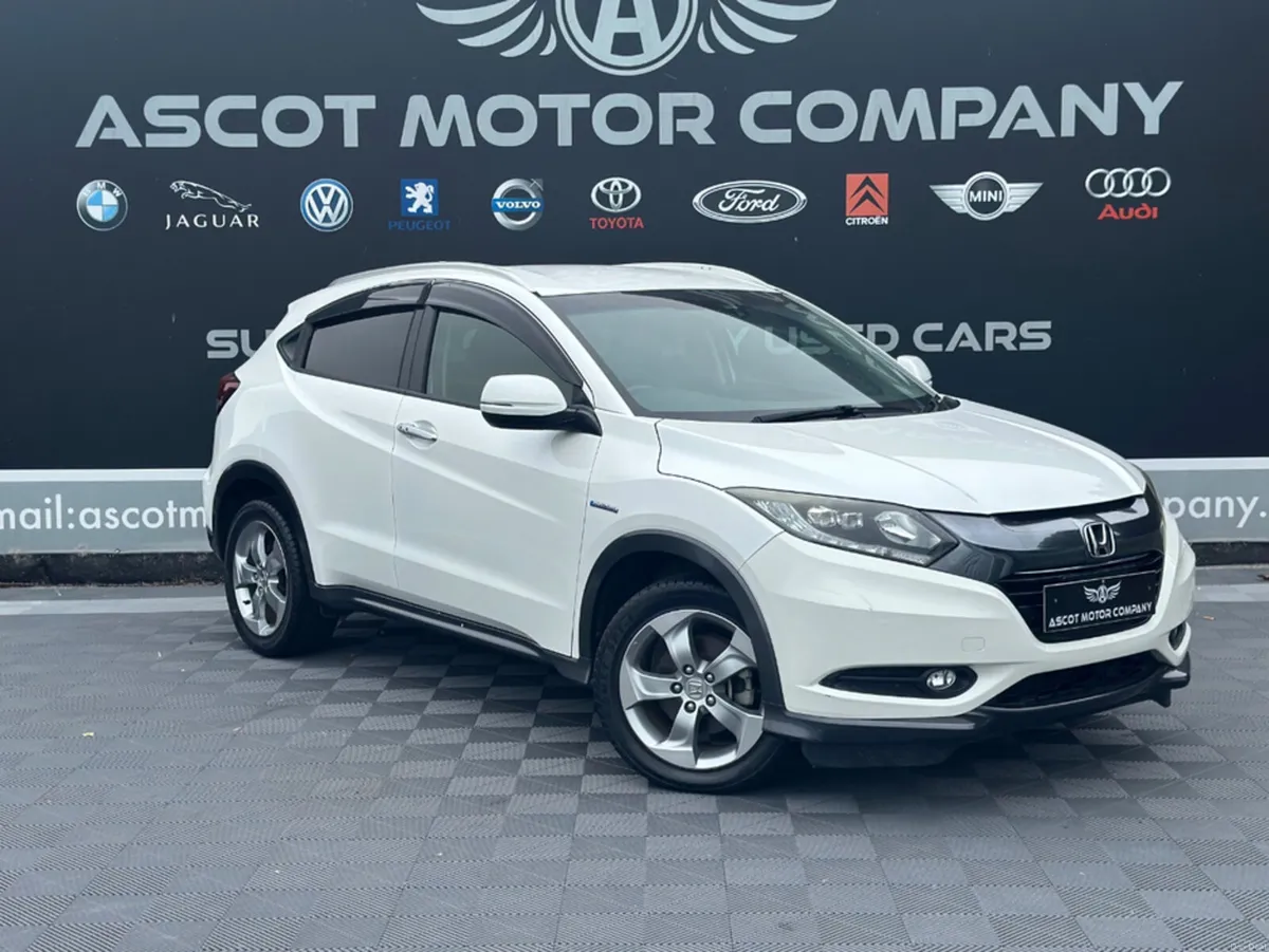 Honda Vezel 1.5 Petrol Hybrid - Image 1