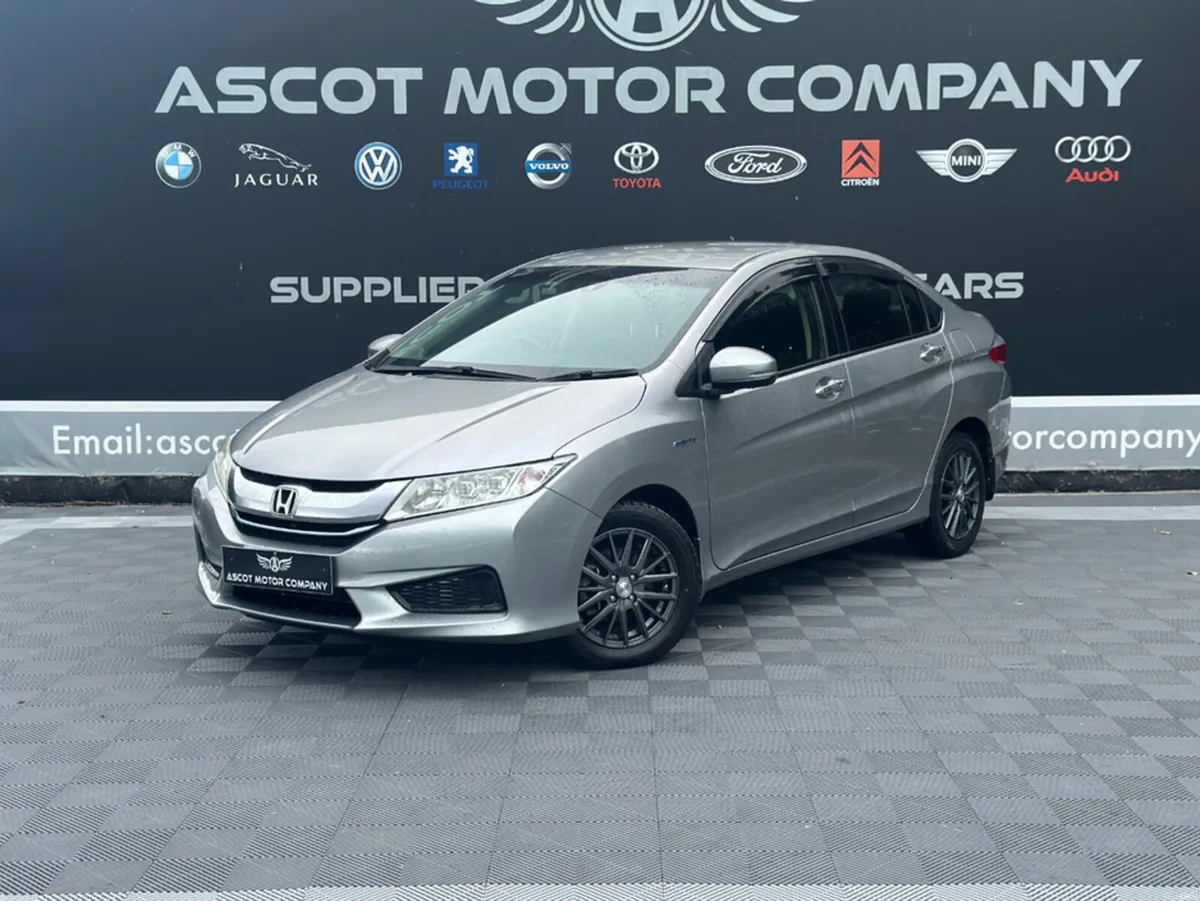 Honda Grace 1.5 Petrol Hybrid - Image 2