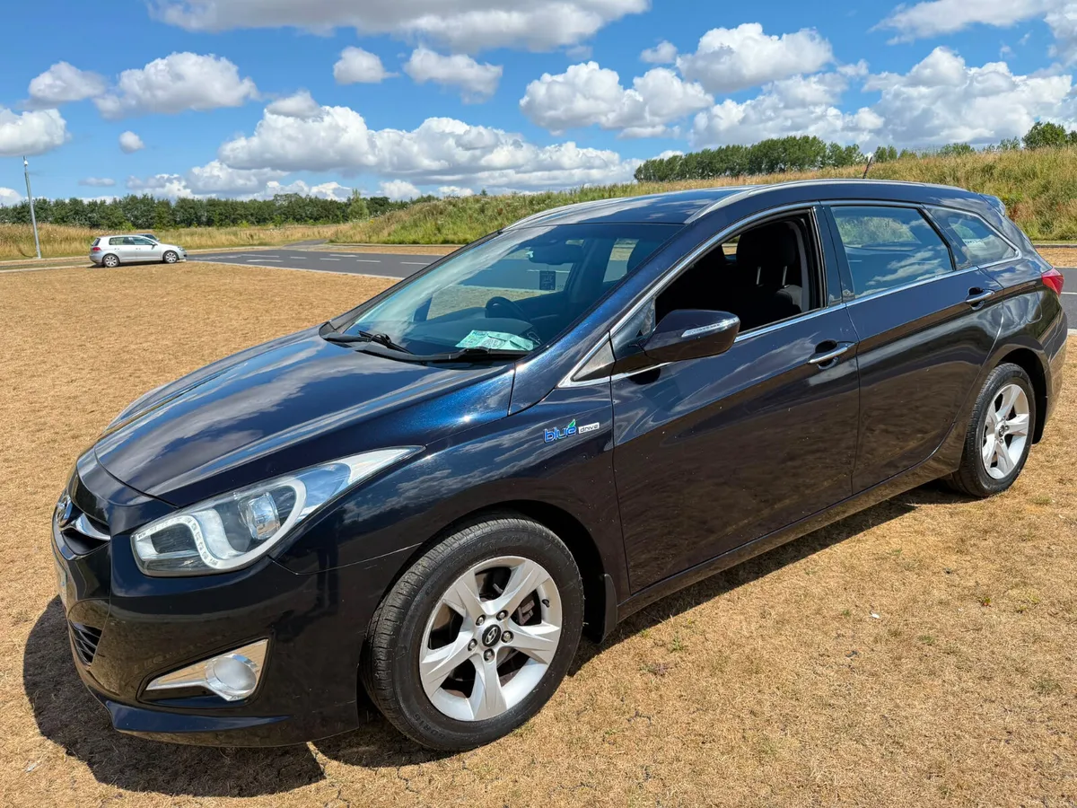 1.7 DIESEL EXEC MODEL - Image 3