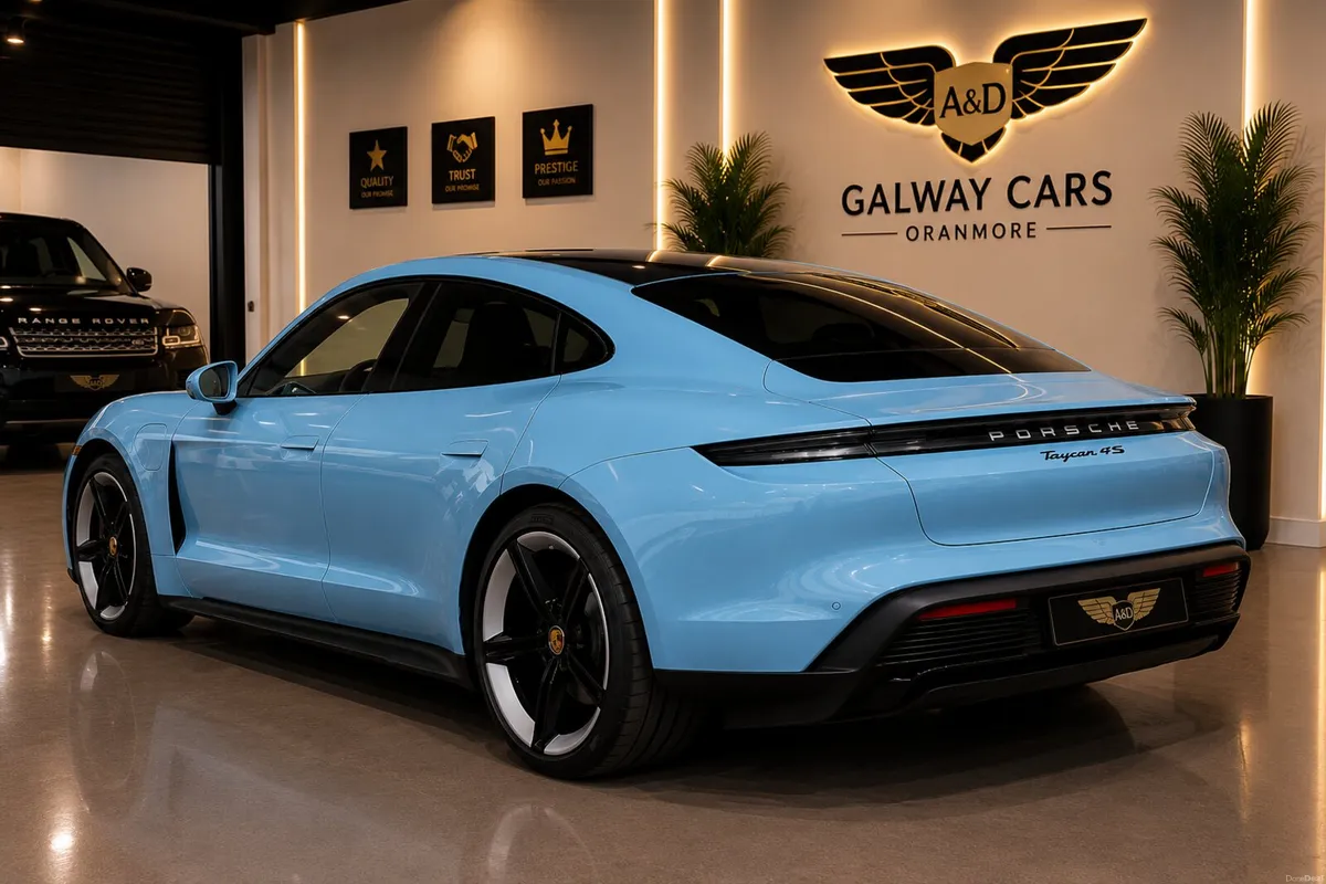 🇮🇪232SUPER CAR TAYCAN 440kw FROZEN BLUE93KWH GTS - Image 4