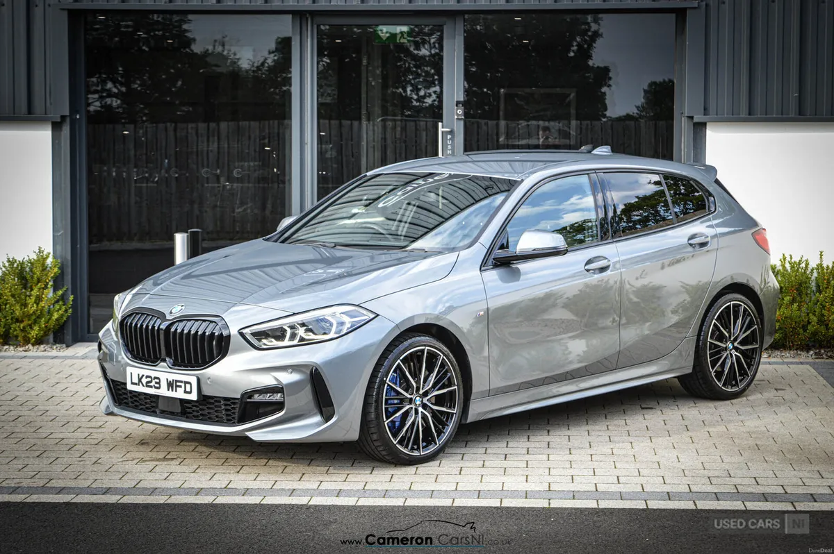 BMW 1-Series DIESEL HATCHBACK - Image 1