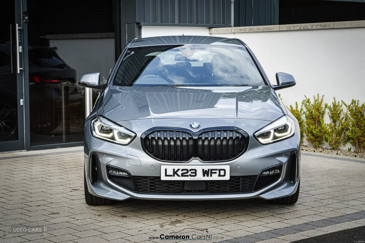 BMW 1-Series DIESEL HATCHBACK - Image 5