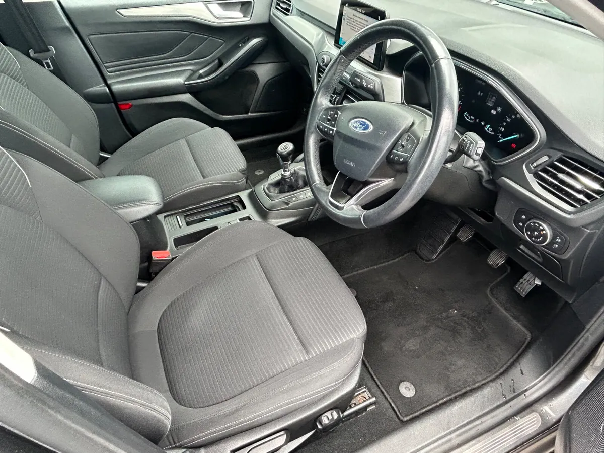 Ford Focus 2019 - Image 4