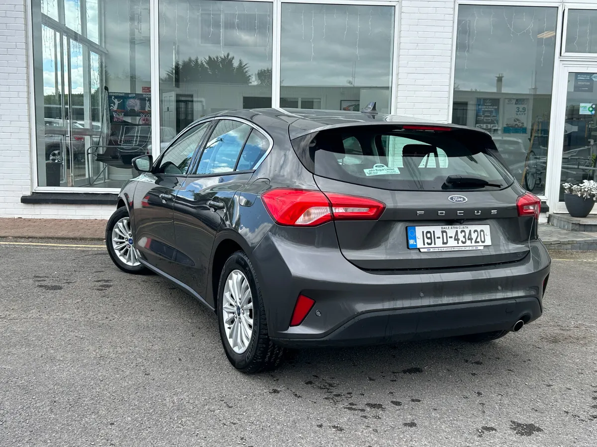 Ford Focus 2019 - Image 3