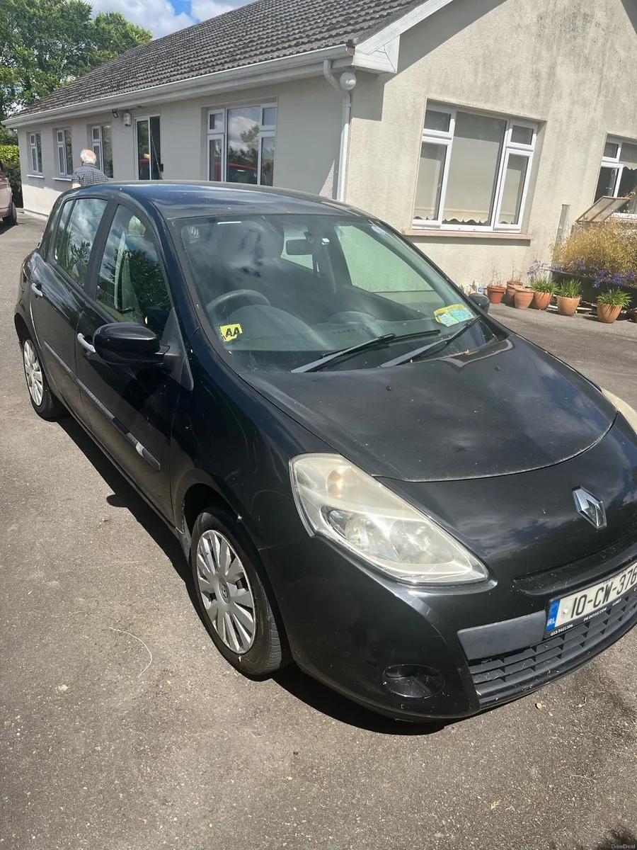 10 Renault Clio - Image 2